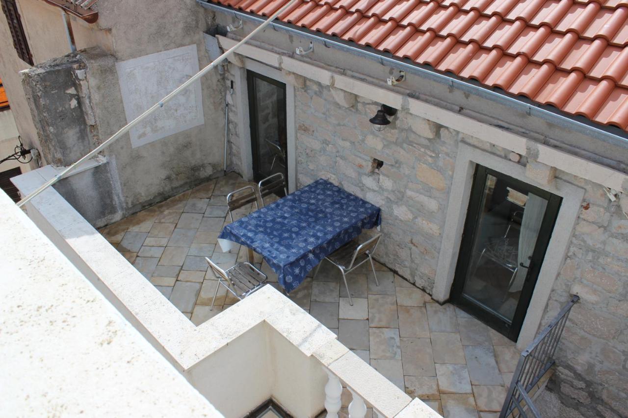 Voltera Parking Space Near The House Apartment