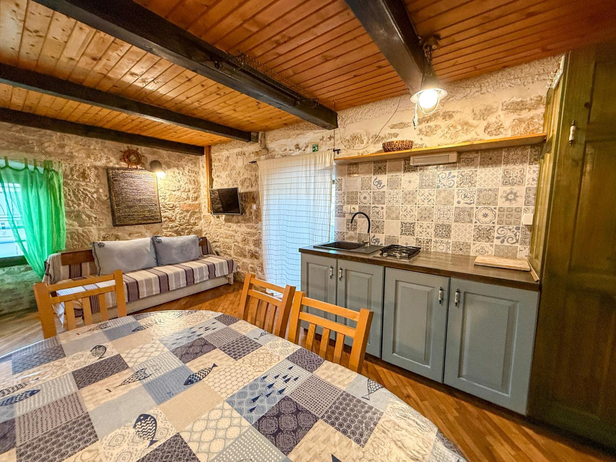 Voltera In Old Town, With Parking Nearby * Betina (Sibenik-Knin)